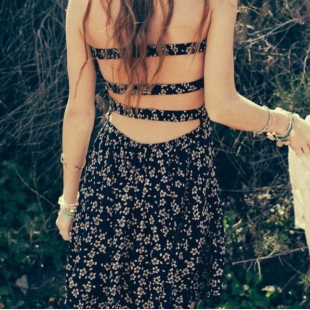 ✨2/$25✨ Blue Floral Sundress